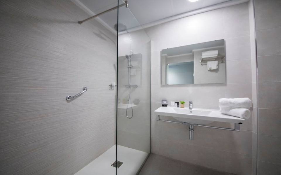 CHAMBRE DOUBLE CONFORT Hôtel Cap Negret Altea, Alicante CHAMBRE DOUBLE CONFORT Hôtel Cap Negret Altea, Alicante