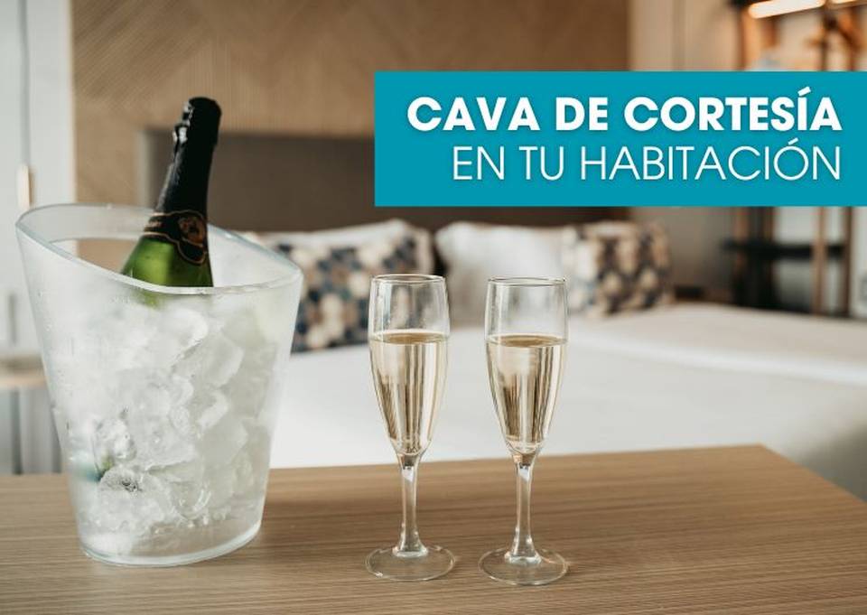 Commencez votre séjour par un toast Hôtel Cap Negret Altea, Alicante Commencez votre séjour par un toast Hôtel Cap Negret Altea, Alicante