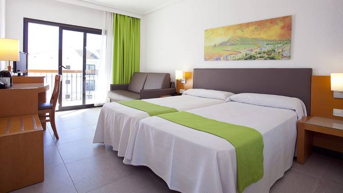 CHAMBRE DOUBLE SUPÉRIEURE Hôtel Cap Negret Altea, Alicante CHAMBRE DOUBLE SUPÉRIEURE Hôtel Cap Negret Altea, Alicante